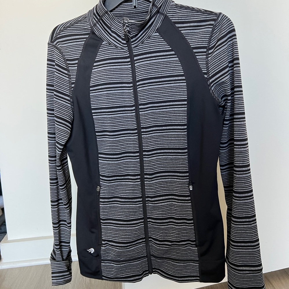 Sporty Zip up